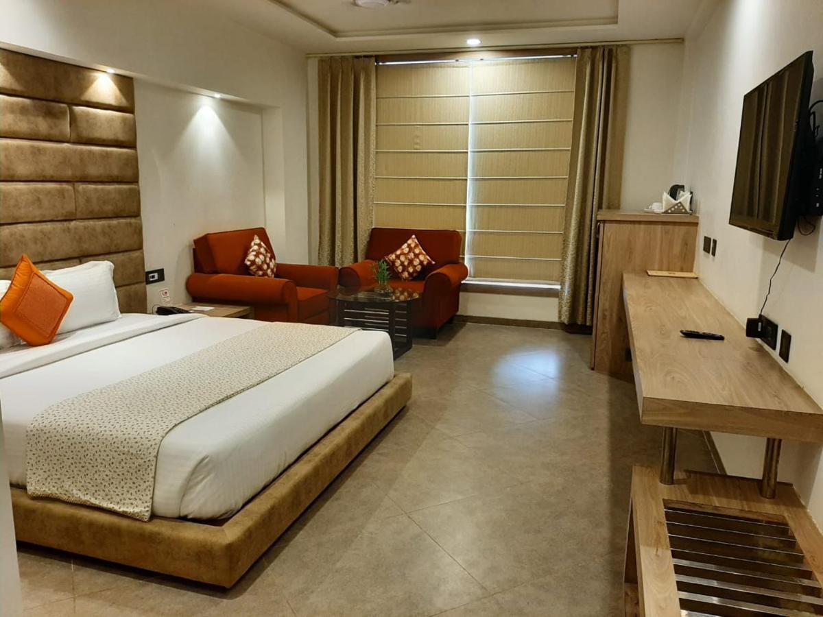 Park Avenue And Resorts Sikar Экстерьер фото