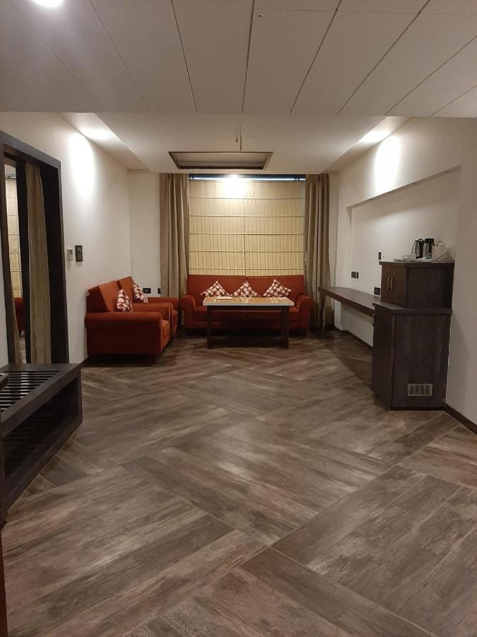 Park Avenue And Resorts Sikar Экстерьер фото