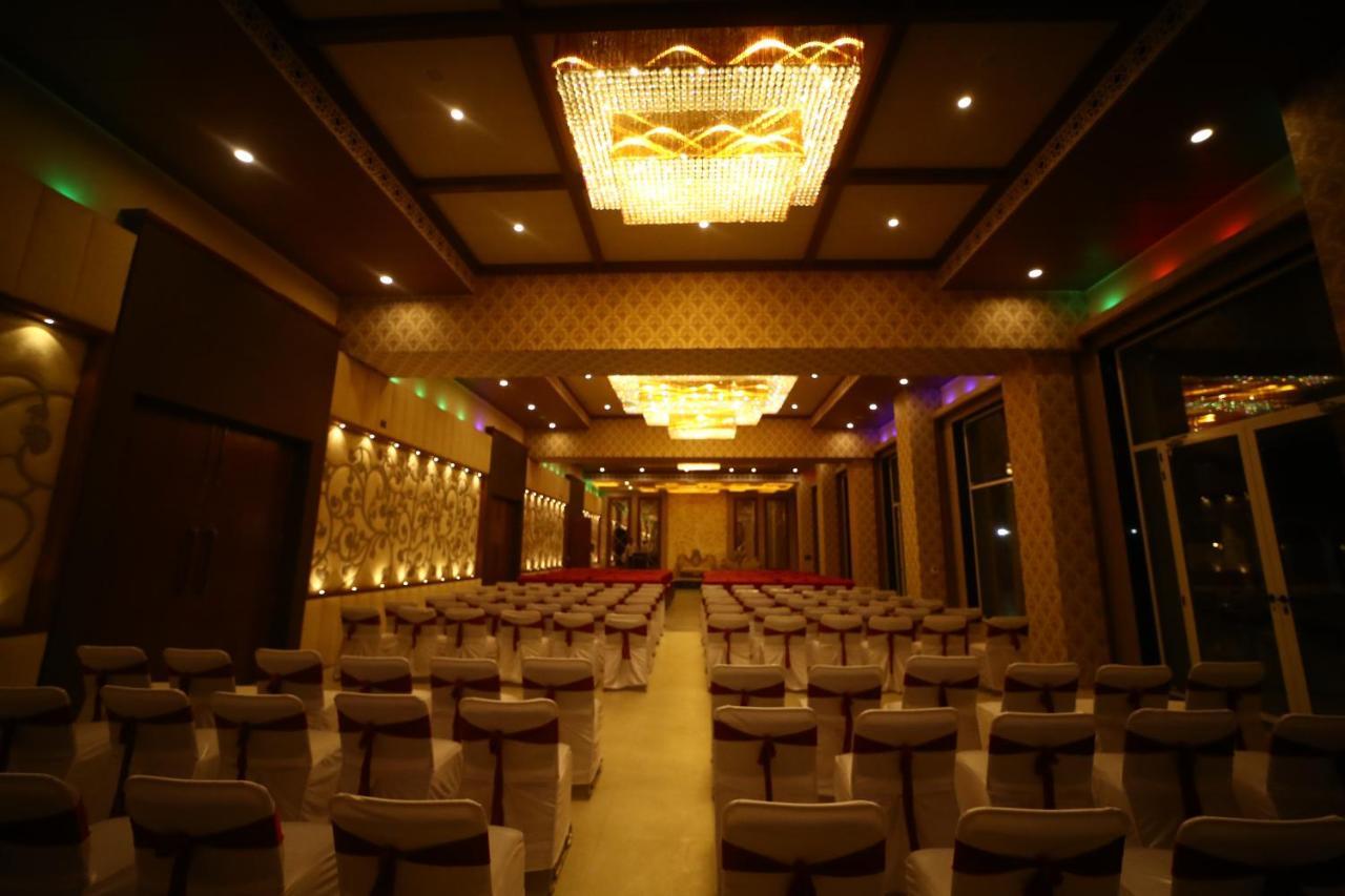 Park Avenue And Resorts Sikar Экстерьер фото