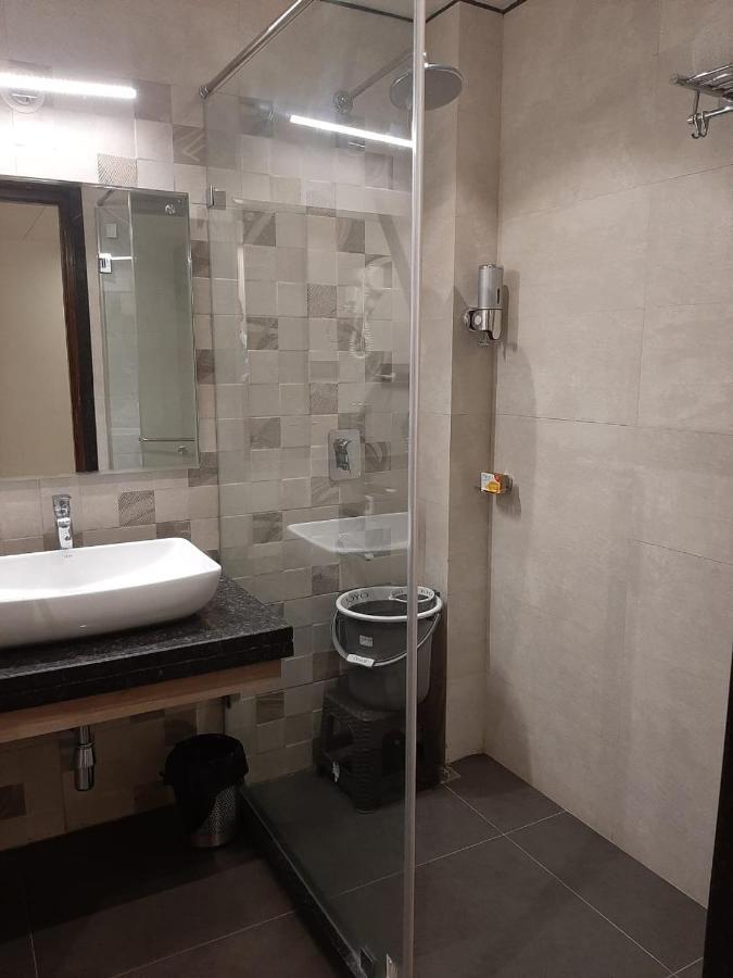 Park Avenue And Resorts Sikar Экстерьер фото