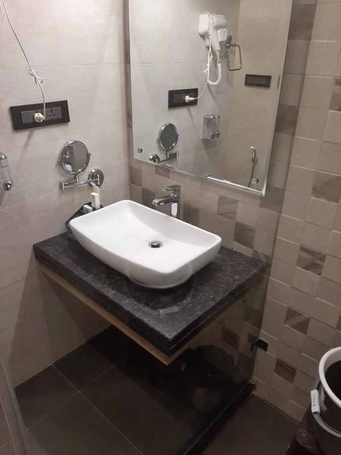 Park Avenue And Resorts Sikar Экстерьер фото